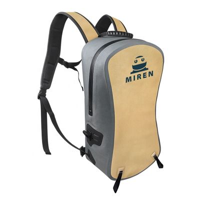 Mochila impermeável multiuso TPU 13 litros para caminhadas ao ar livre
